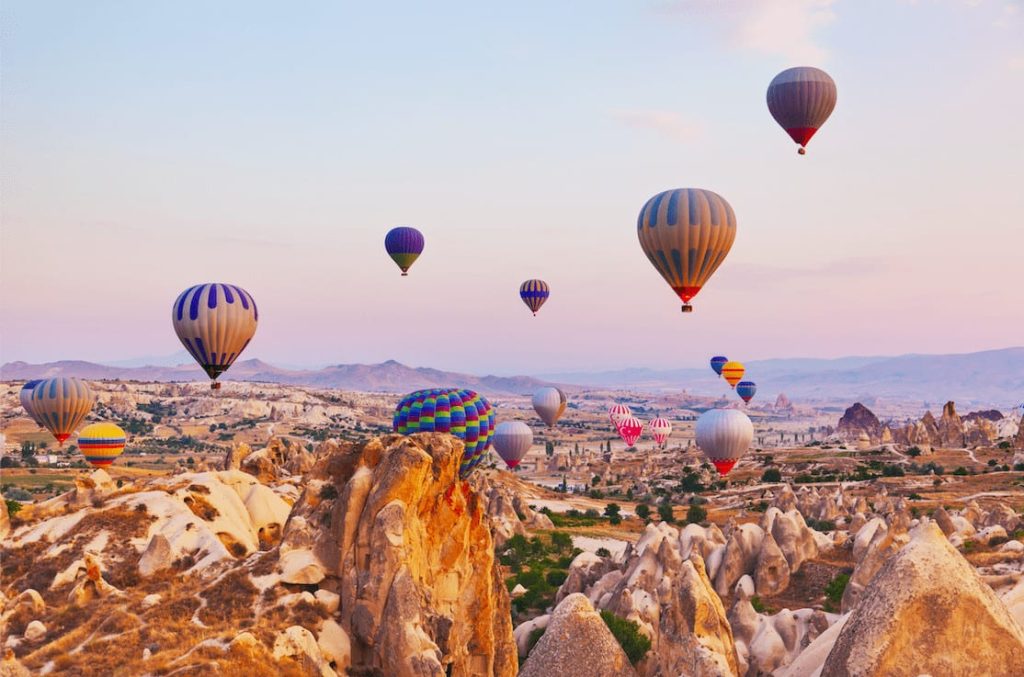Hot air baloons cappadocia travel
