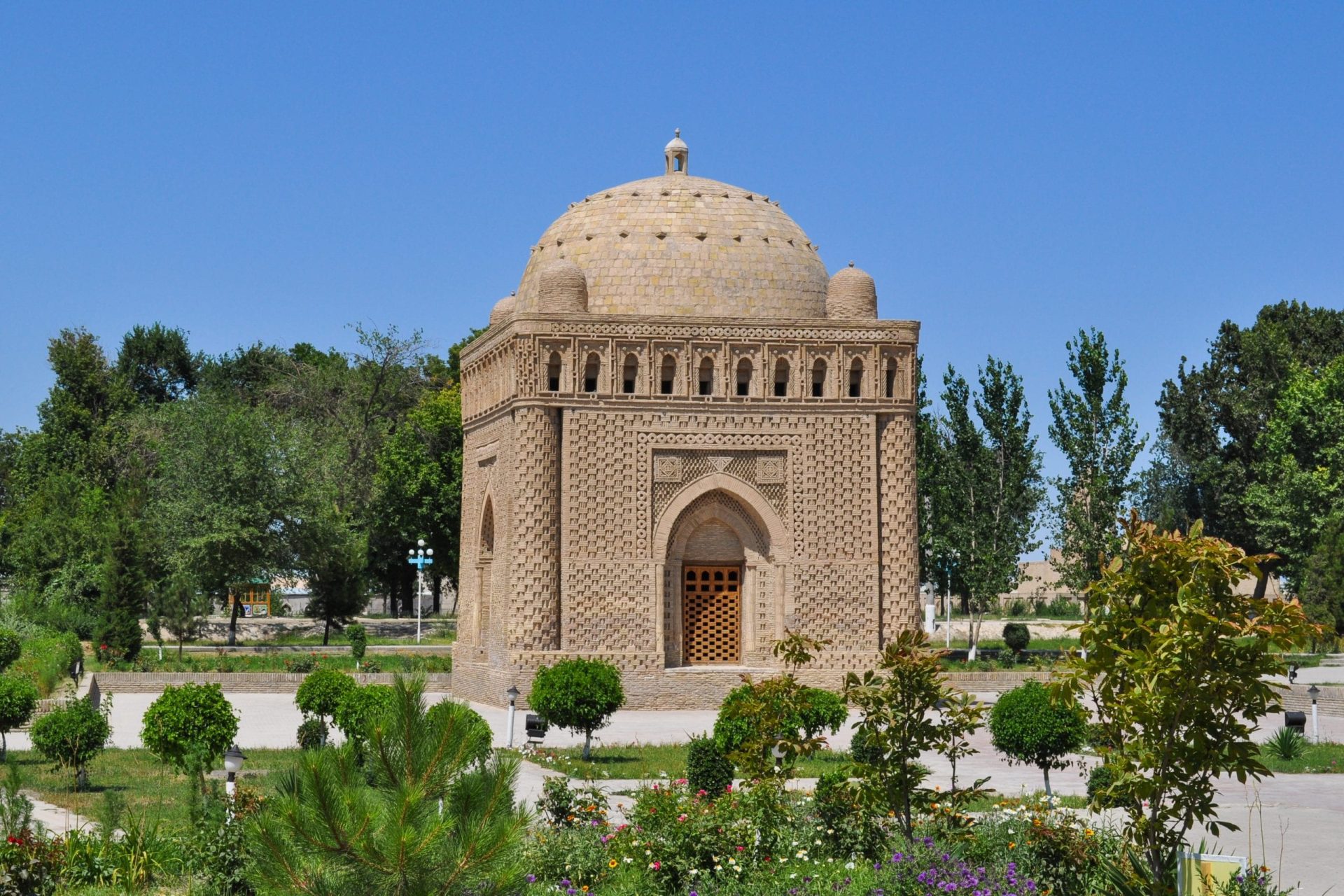 Samanid dynasty mausoleum