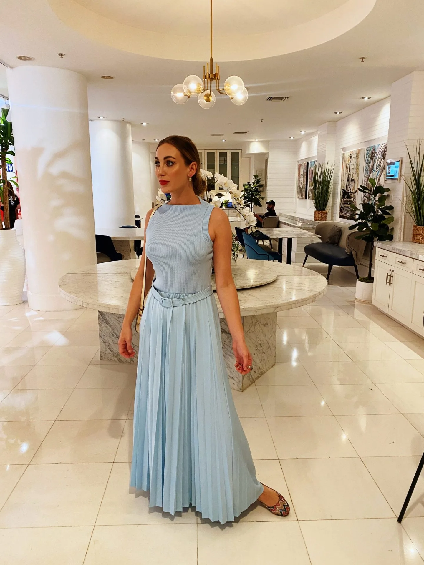 what to wear in Miami dinner