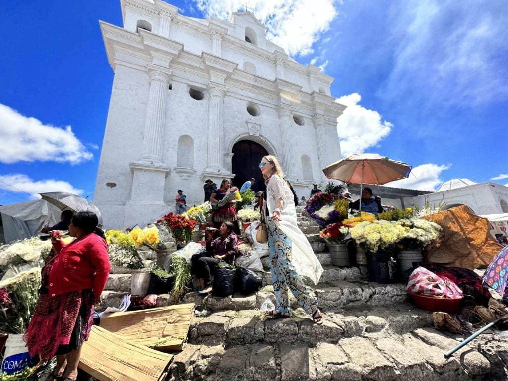 Chichicastenango Guatemala St Thomas church