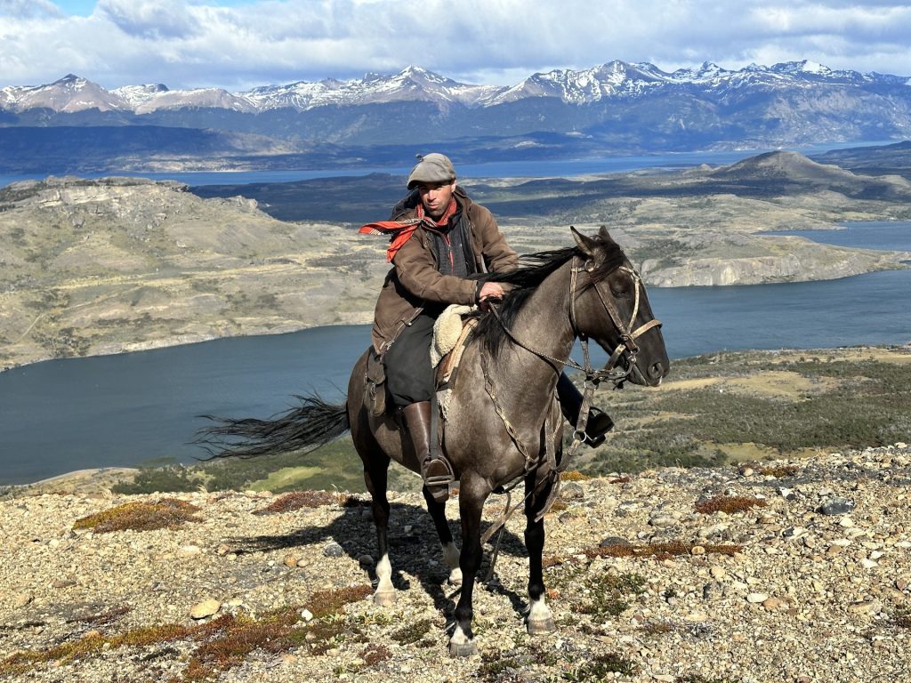Laguna Sofia horseback riding Patagonia