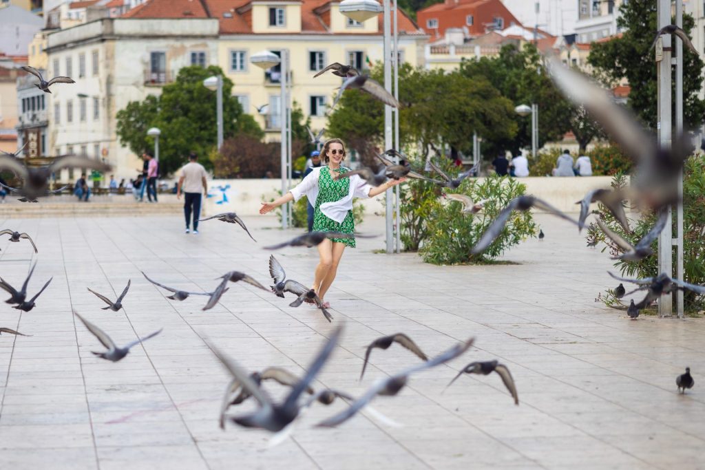 The most Instagrammable places for pigeon pics in Lisbon