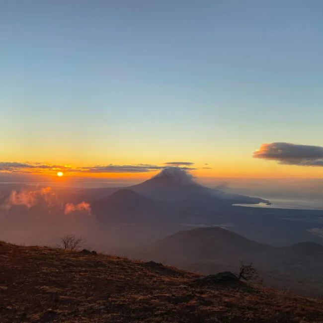 el hoyo volcano nicaragua