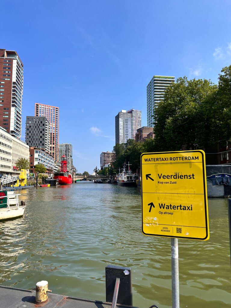 Getting to Kinderdijk from Rotterdam - watertaxi