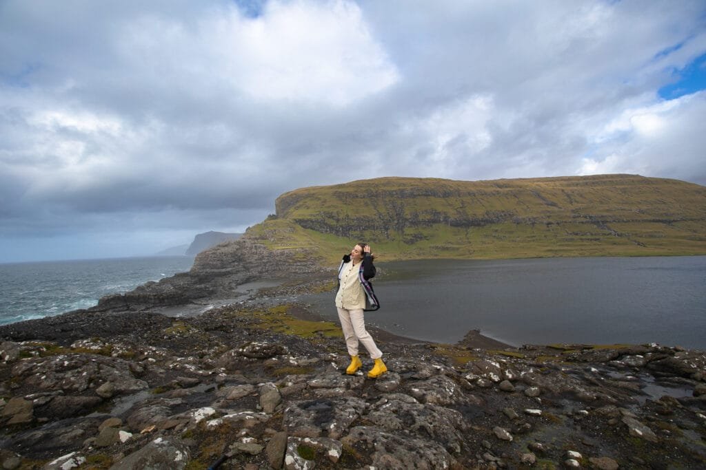 Hiking Lake Sørvágsvatn: Lake Above the Ocean  Faroe Islands